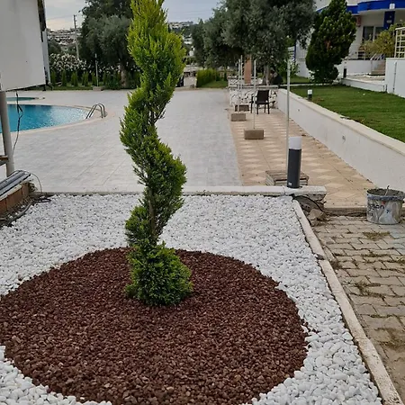 White Bay Apartment